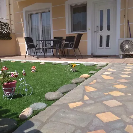 Evris House Tatil Evi