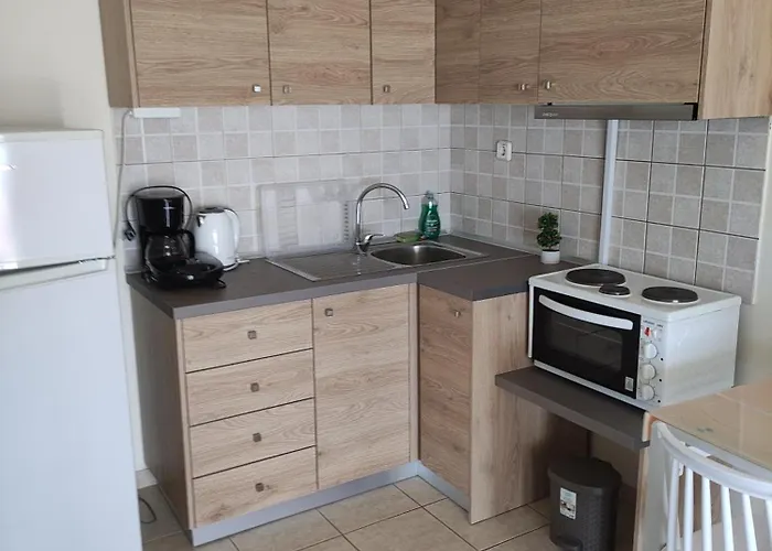 Semesterbostad Evris House *