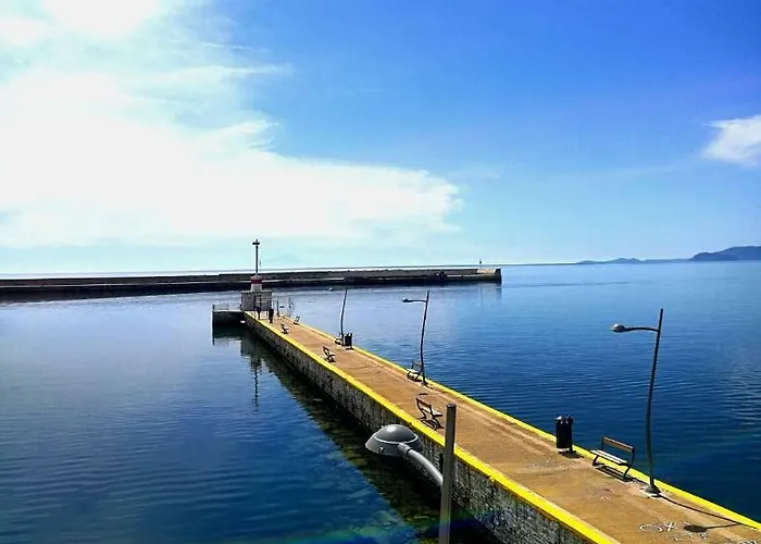 Evris House Semesterbostad